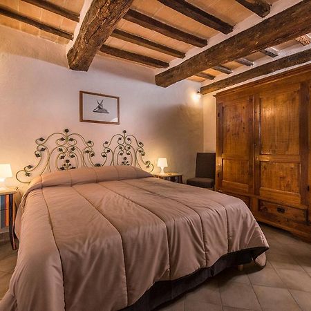 Ca' Montalcino Apartment San Giovanni d'Asso Bagian luar foto